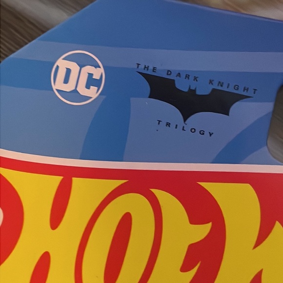 Dark Knight Batmobile : Batman Trilogy - Picture 6 of 11